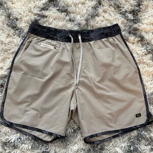 Men’s Discovery Shorts